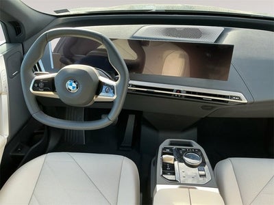 2026 BMW iX xDrive60