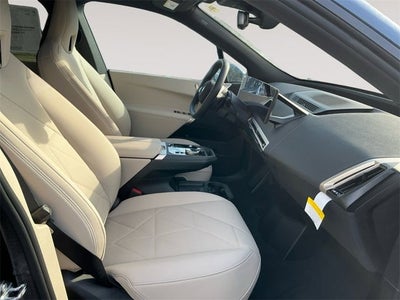 2026 BMW iX xDrive60