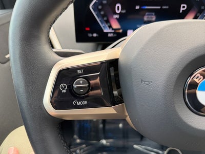 2026 BMW iX xDrive60