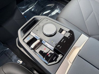 2026 BMW iX xDrive60