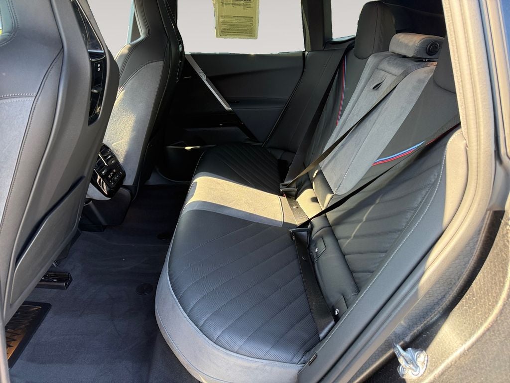 2026 BMW iX xDrive60