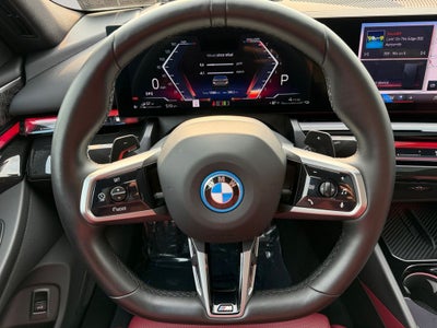 2025 BMW 5 Series 550e xDrive