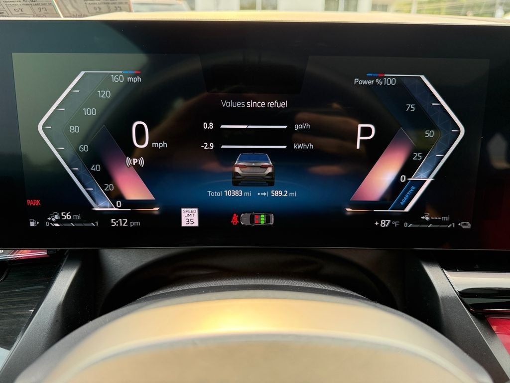 2025 BMW 5 Series 550e xDrive