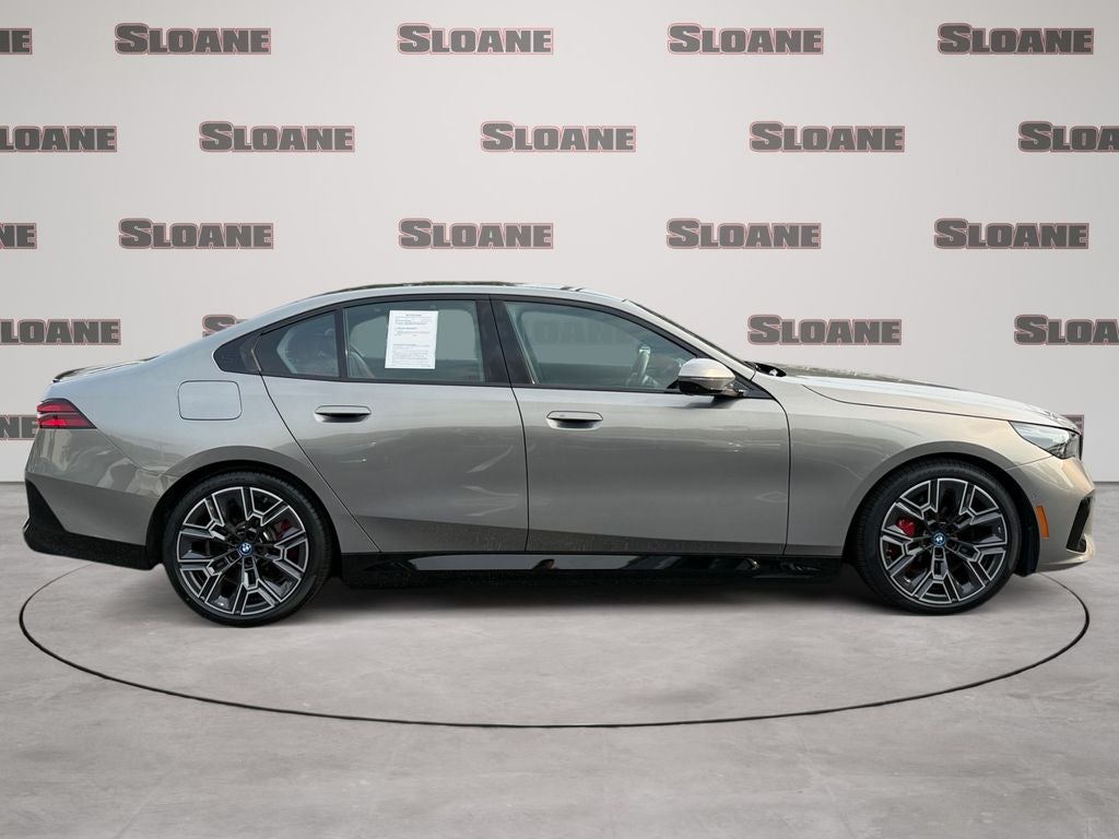 2025 BMW 5 Series 550e xDrive