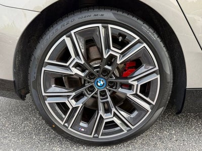 2025 BMW 5 Series 550e xDrive