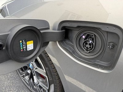 2025 BMW 5 Series 550e xDrive