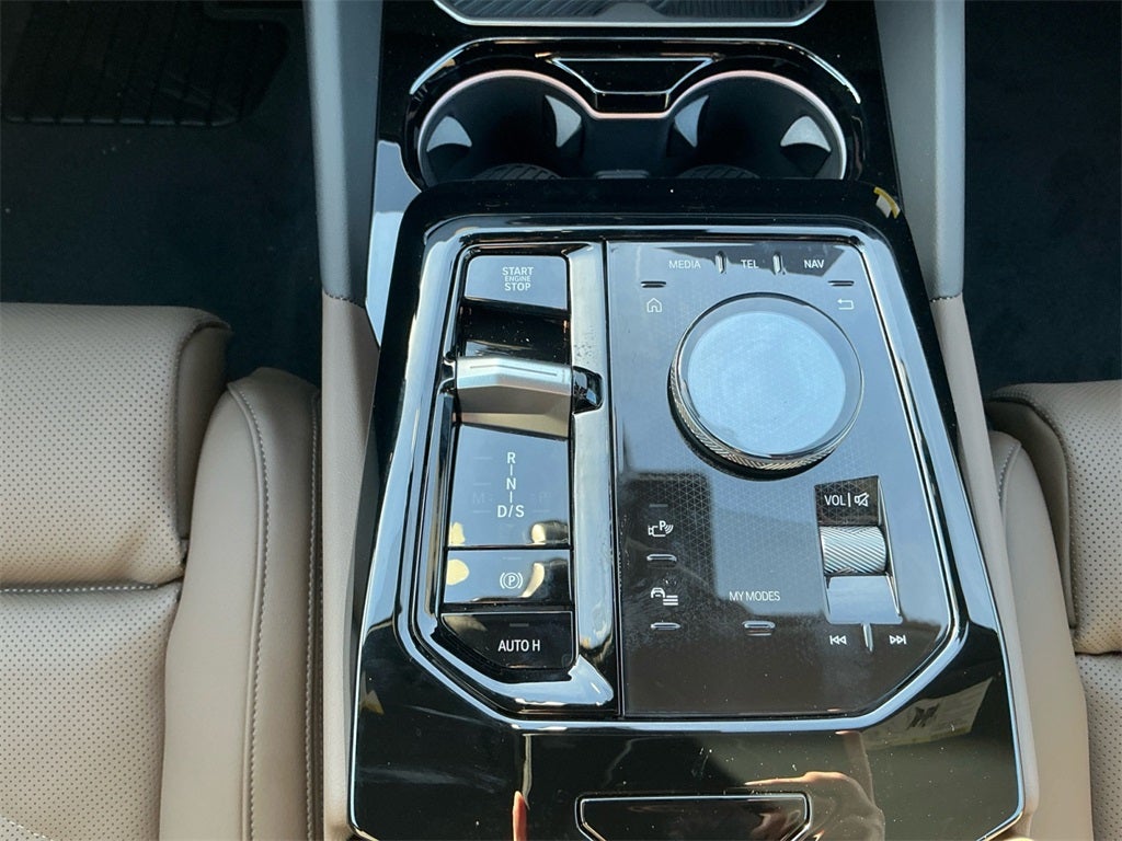 2026 BMW 5 Series 550e xDrive