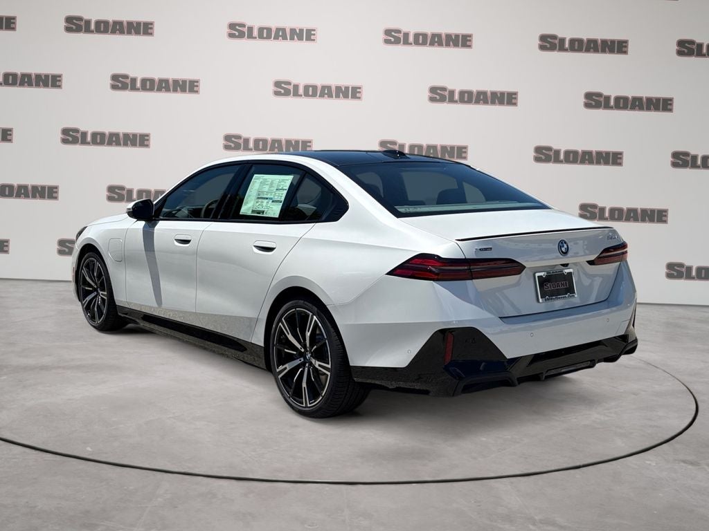 2027 BMW 5 Series 550e xDrive
