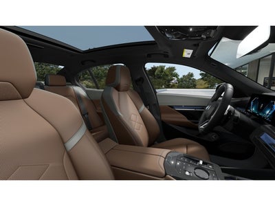 2027 BMW 550e Base