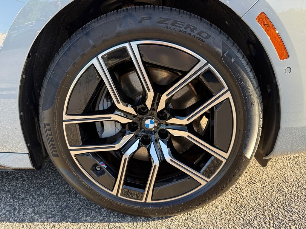 2025 BMW 7 Series 740i xDrive