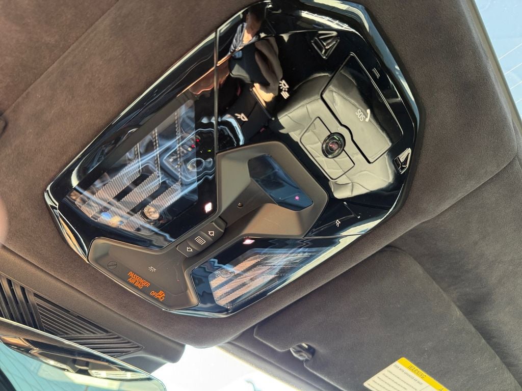 2025 BMW 7 Series 740i xDrive