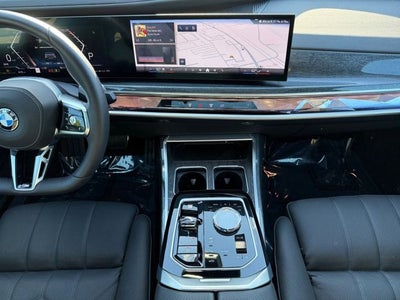 2025 BMW 7 Series 740i xDrive