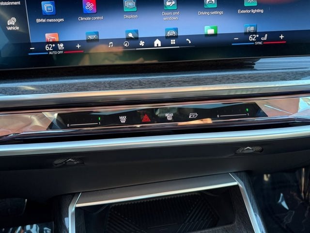 2025 BMW 7 Series 740i xDrive