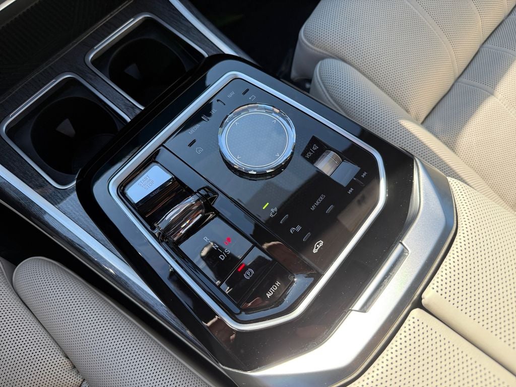 2023 BMW 7 Series 760i xDrive