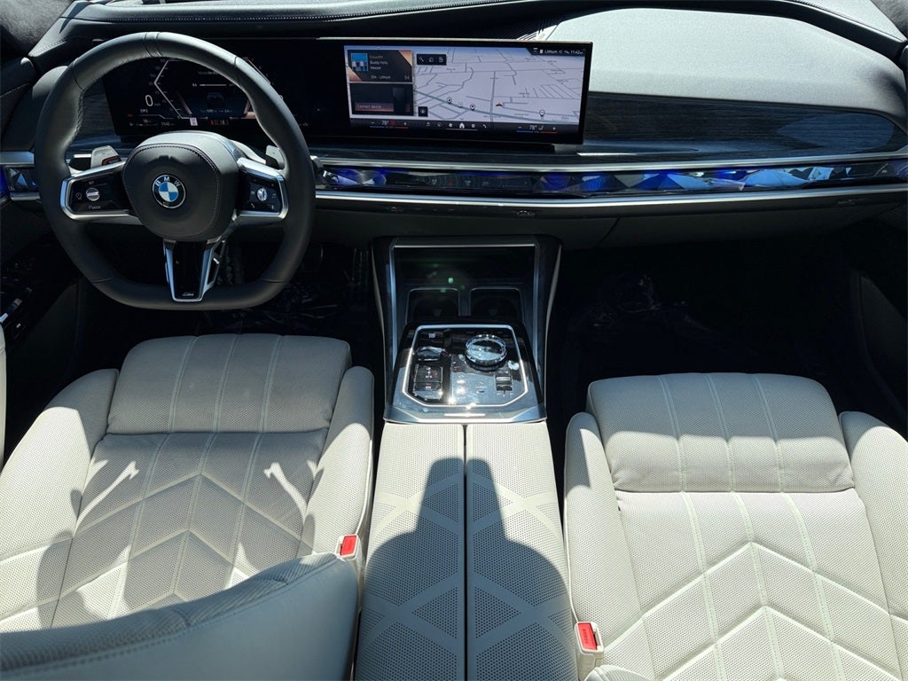 2025 BMW 7 Series 760i xDrive