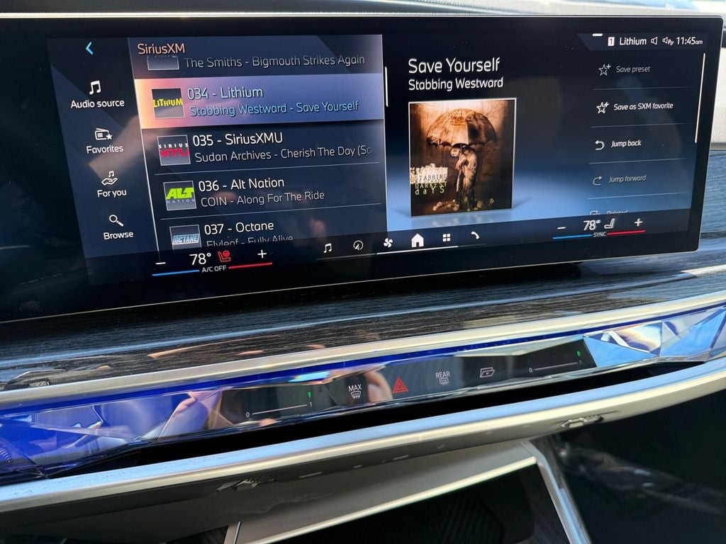 2025 BMW 7 Series 760i xDrive