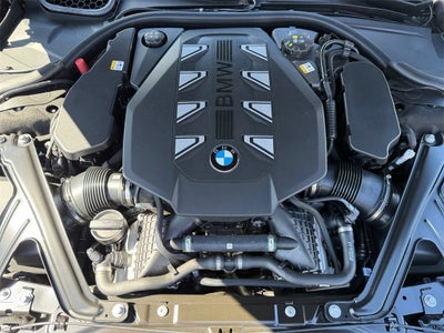 2025 BMW 7 Series 760i xDrive