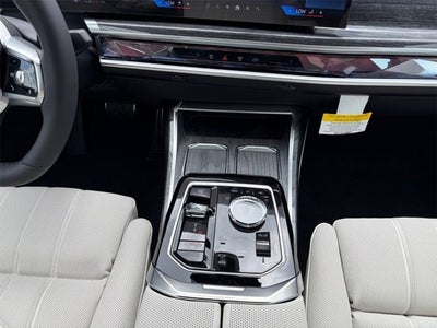 2025 BMW 7 Series 760i xDrive