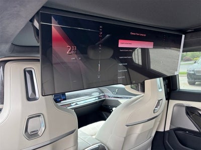 2025 BMW 7 Series 760i xDrive