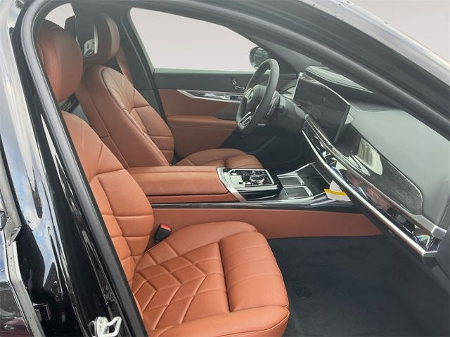 2026 BMW 7 Series 750e xDrive