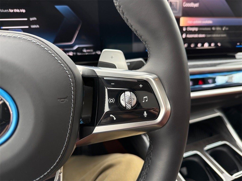 2025 BMW 7 Series 750e xDrive