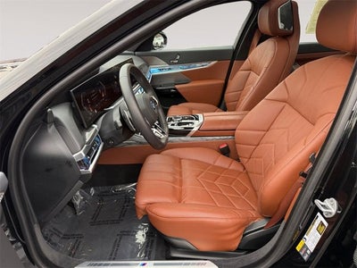 2025 BMW 7 Series 750e xDrive