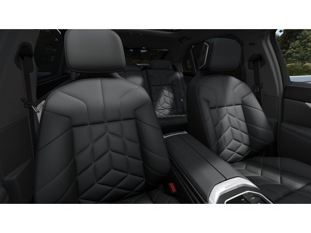 2025 BMW 7 Series 750e xDrive