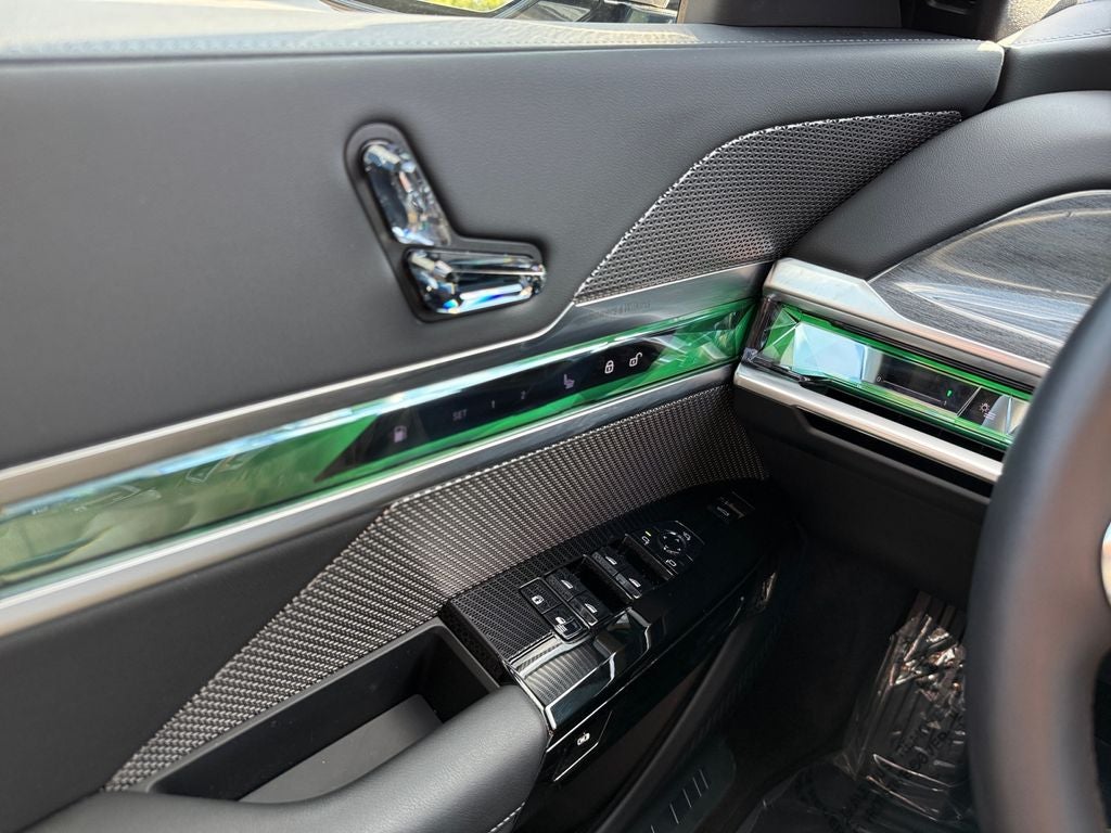 2026 BMW 7 Series 750e xDrive