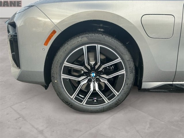 2026 BMW 7 Series 750e xDrive
