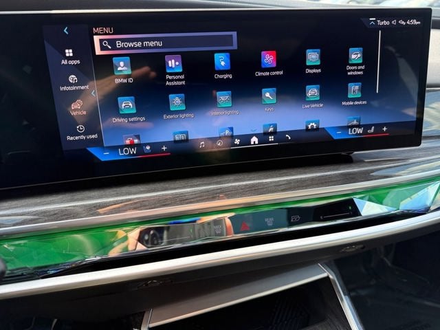 2026 BMW 7 Series 750e xDrive