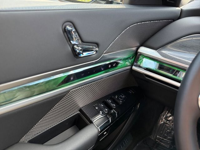 2026 BMW 7 Series 750e xDrive