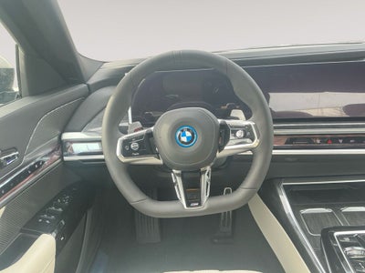 2026 BMW 7 Series 750e xDrive