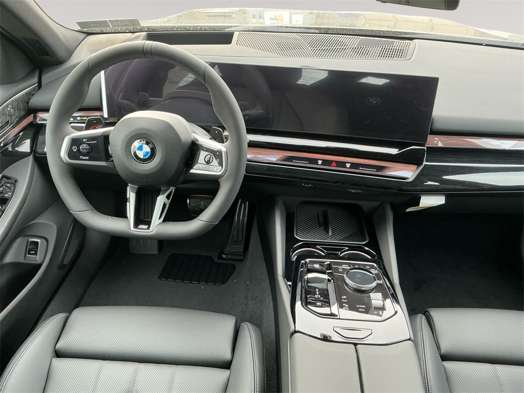 2026 BMW 5 Series 530i xDrive