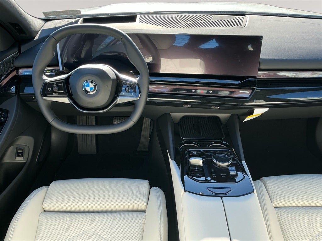 2026 BMW 5 Series 530i xDrive