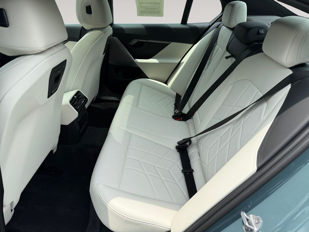 2026 BMW 5 Series 530i xDrive