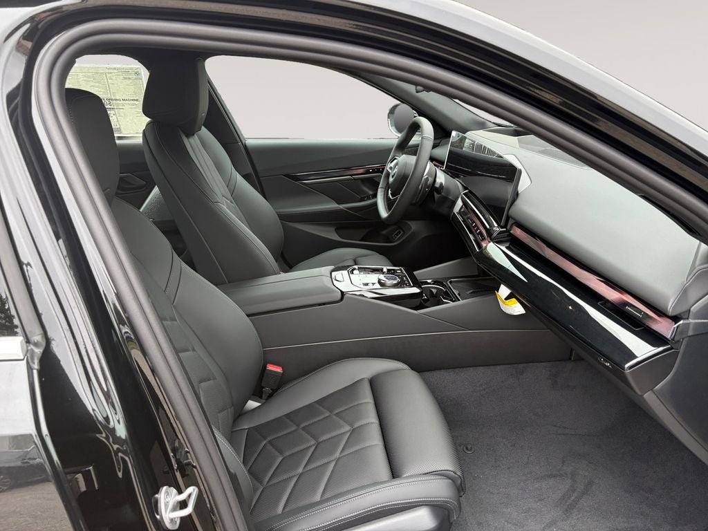 2027 BMW 5 Series 530i xDrive