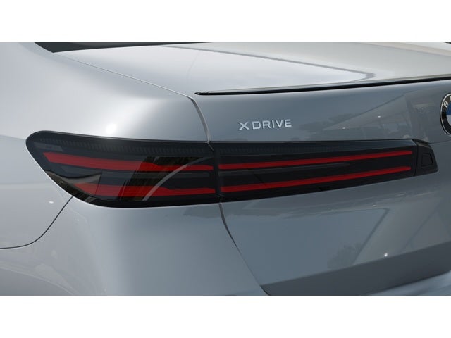 2027 BMW 7 Series 740i xDrive