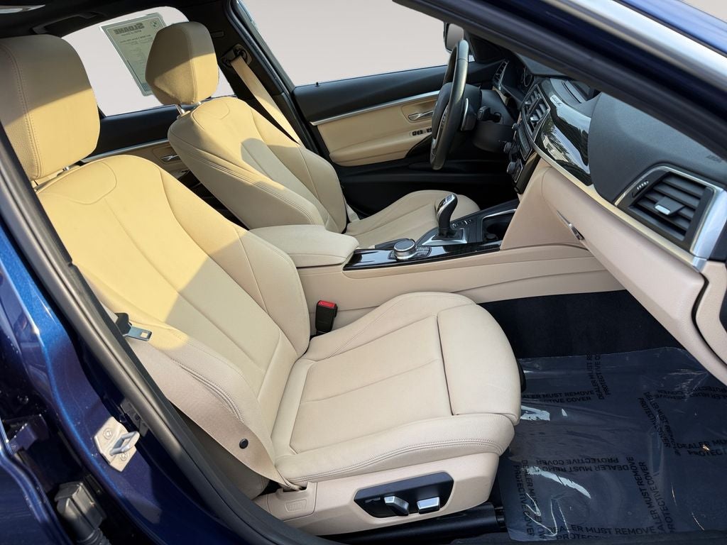 2017 BMW 3 Series 330i xDrive