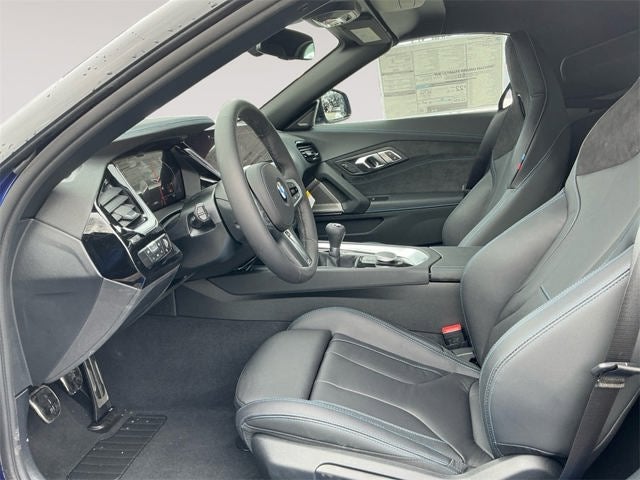 2026 BMW Z4 sDrive M40i