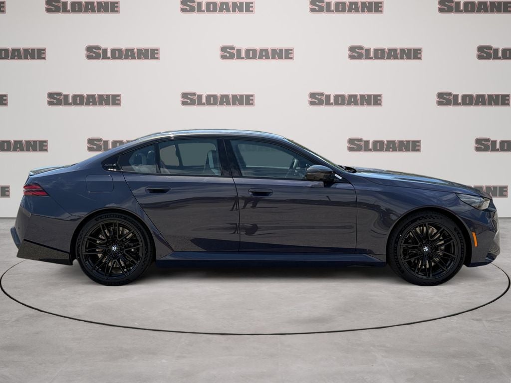 2027 BMW M5 Base
