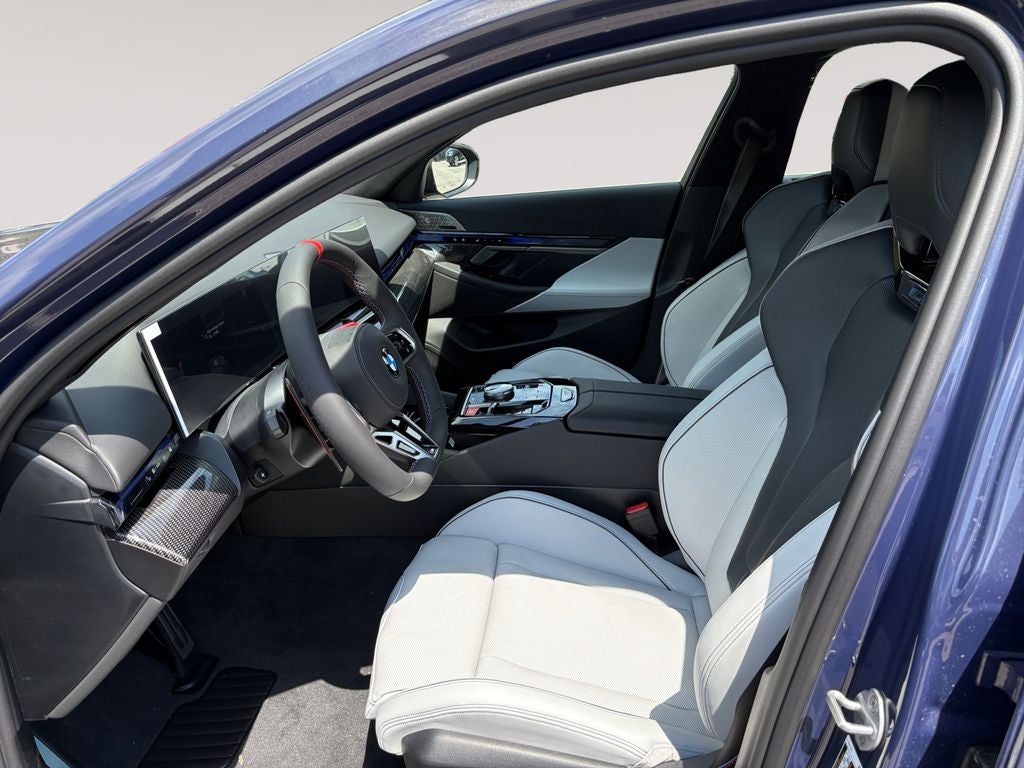 2027 BMW M5 Base