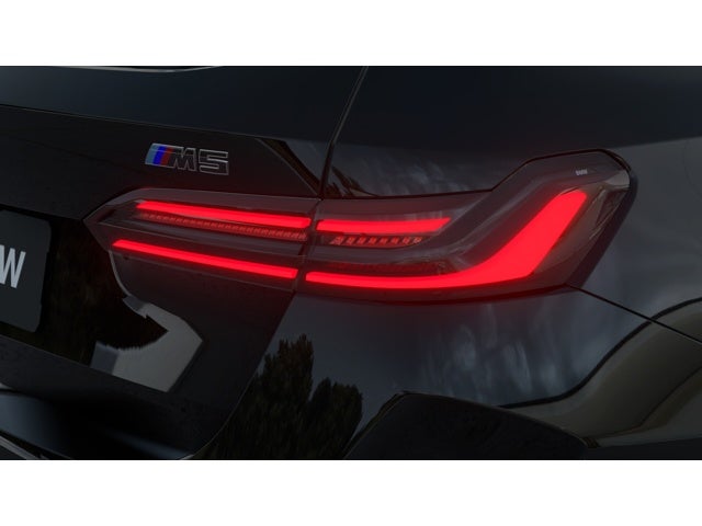 2027 BMW M5 Base