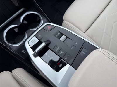 2025 BMW X2 xDrive28i