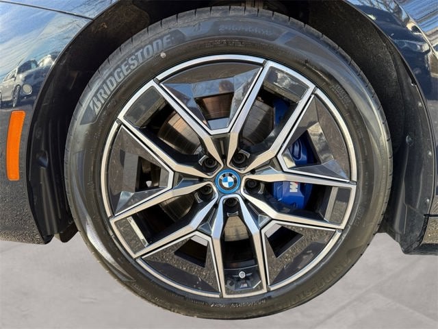 2025 BMW i5 xDrive40 M Sport