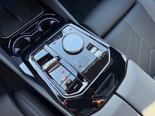 2025 BMW i5 xDrive40 M Sport