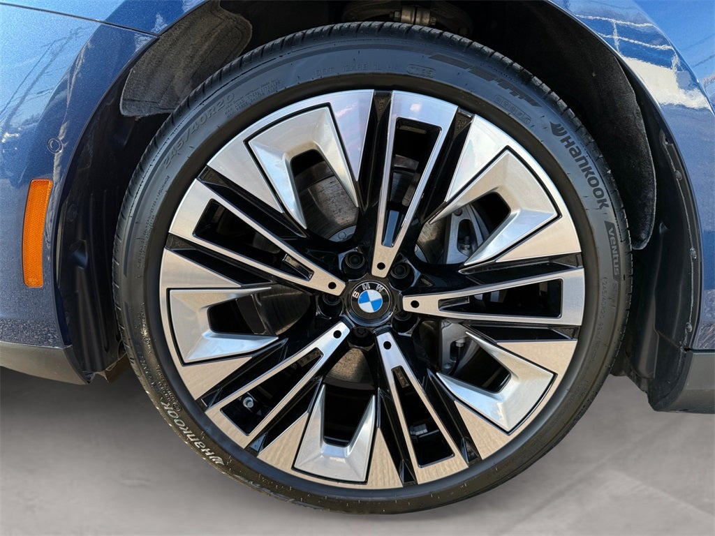 2026 BMW i5 xDrive40