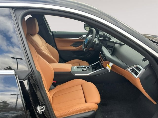 2025 BMW i4 xDrive40