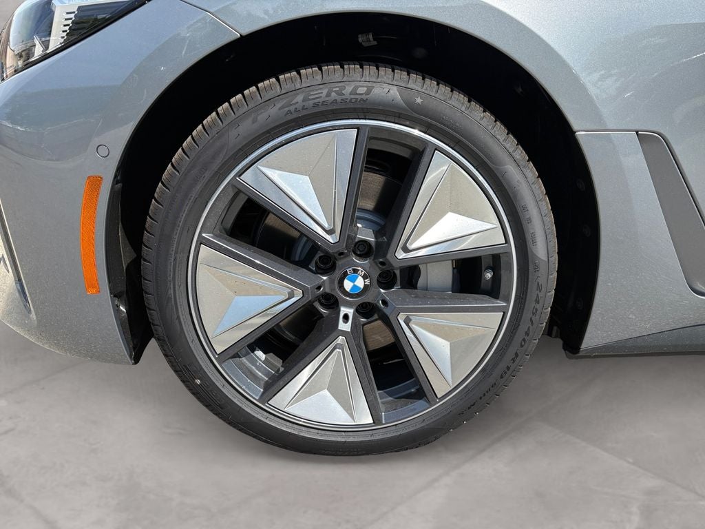 2026 BMW i4 xDrive40