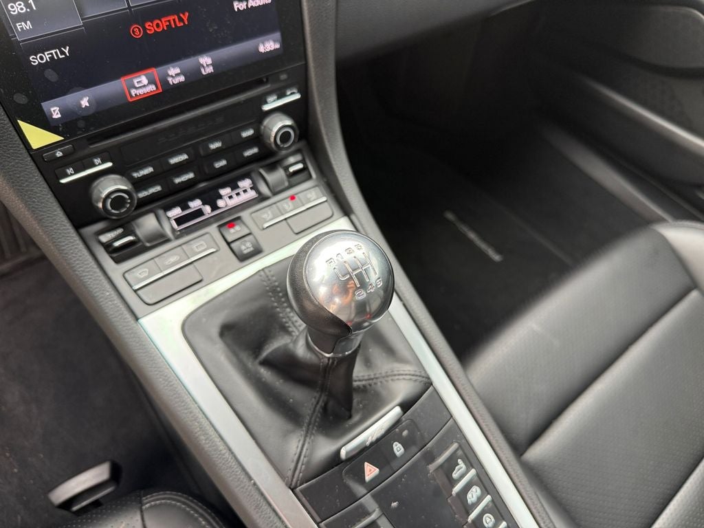 2019 Porsche 718 Cayman Base