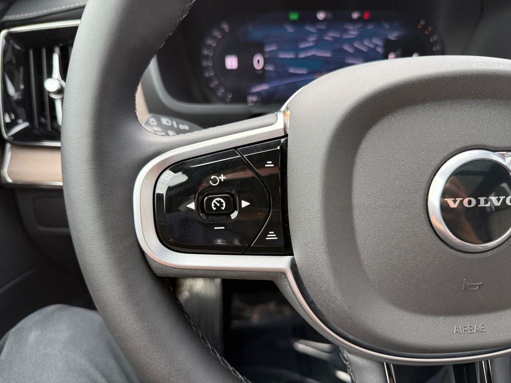 2026 Volvo XC90 B6 Ultra